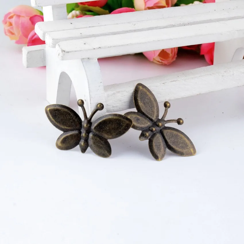 

Free shipping 150Pcs Bronze Tone Filigree Wraps Butterfly Connectors Metal Crafts Gift Decoration DIY Findings 34x20mm J0004