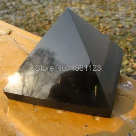 Природные обсидиана пирамида из кристалла кварца