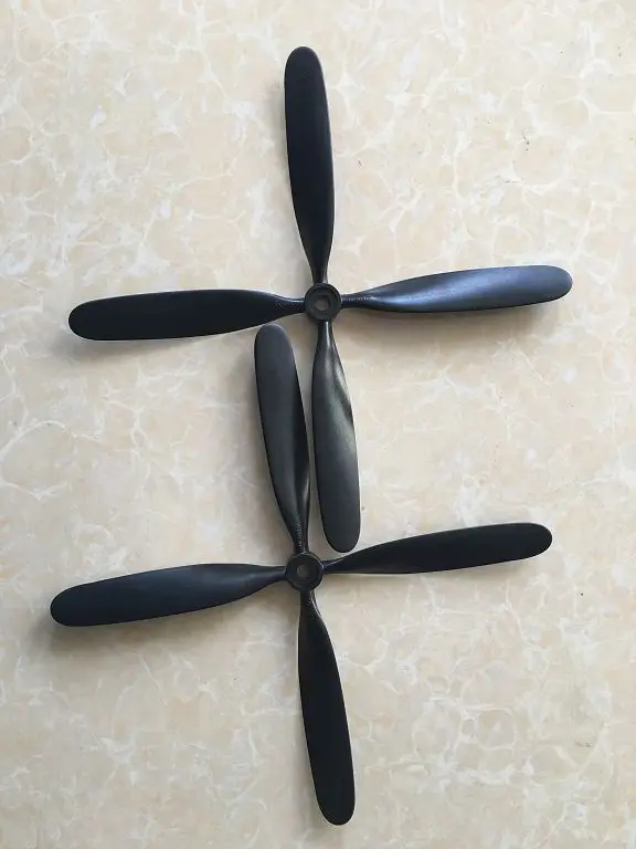 

RC Plane Part 10.5*8 4 Blade CW & CCW Propeller for Dynam B26, P61, Spitfire V2