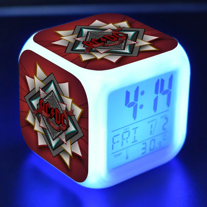 Лидер продаж AC/DC холодный рисунок будильник ПВХ красочные light touch AC/DC характер стол часы Игрушечные лошадки подарок - Цвет: Светло-желтый