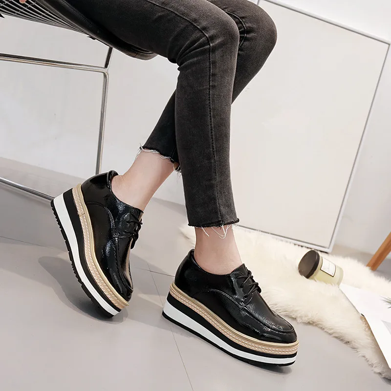 

Nurse Shoes Clogs Platform Dress Flats Women Square Toe Autumn Solid Nursing Creepers 2019 Woman Casual Fall Wedges Striped PU