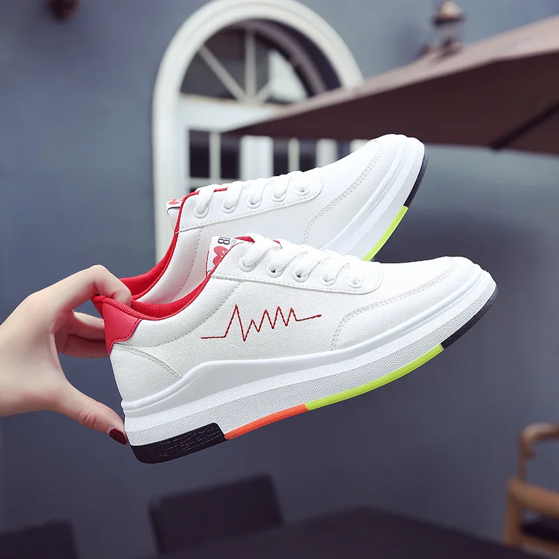 

Small white shoes female spring 2019 new walking shoes shoes thick bottom students sneakers casual shoes zapatos de mujer