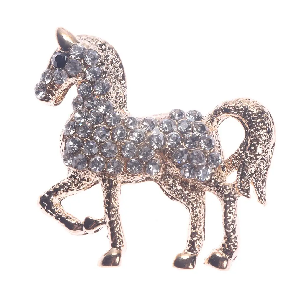 Fashion Exquisite Crystal Brooches Elegant Horse Pin for Ladies Gold Brooches for Women