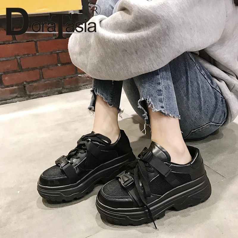 

DoraTasia 2019 Brand New Spring Atumn Sneakers Women Lace Up Casual Flats For Ladies Shoes Women 2 Colors