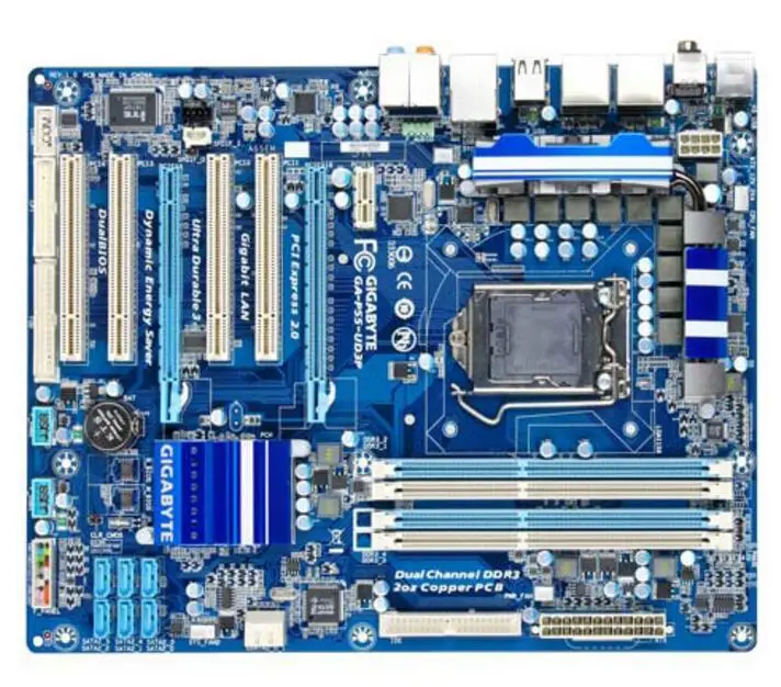 Для Gigabyte GA-P55-UD3P оригинальная бывшая в употреблении материнская плата для