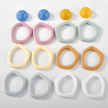 

Free Shipping 40pcs/Lot 30*36MM Rubber Colorful Resin Irregular Geometry Earring Floating Pendants Plastic Keyring Charms