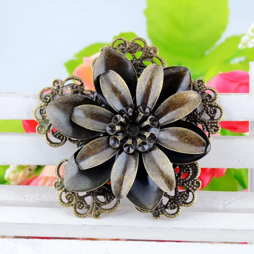 

Free shipping Retail 2Pcs Antique Bronze Filigree Flower Embellishment Metal Crafts Gift Decoration DIY Findings 5.3x5.1cm