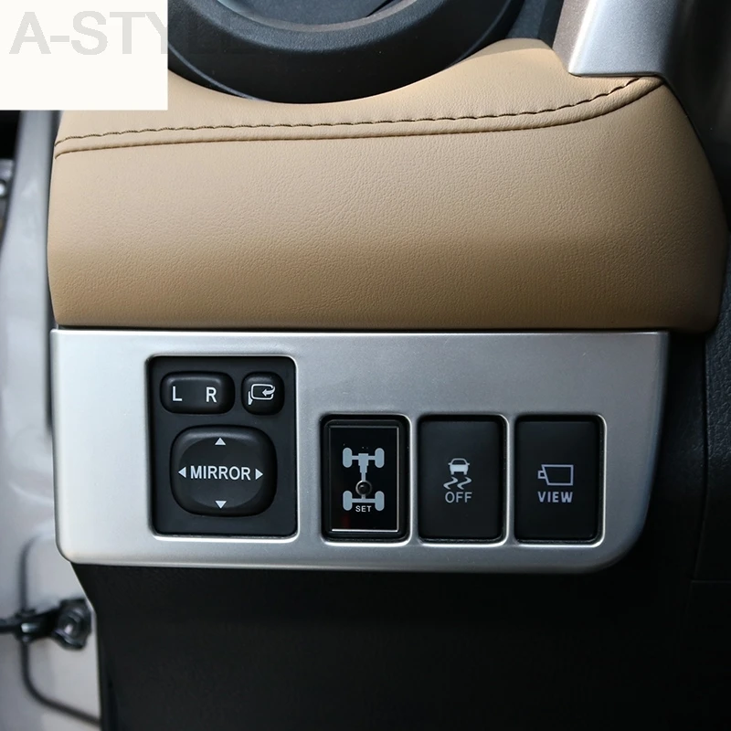 Кнопки панели рав 4. Кнопки управления на тойота рав 4. Рав 4 управление панелью. Кнопка lock на рав 4. Кнопка lock toyota rav4.