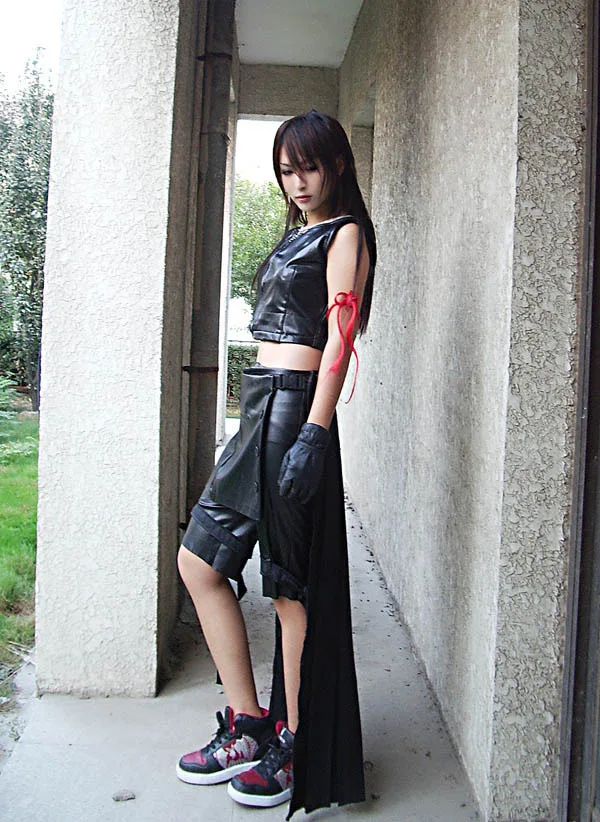 

FINAL FANTASY 7 AC Tifa Lockhart Cosplay Costume Custom Any Size costume and wigs