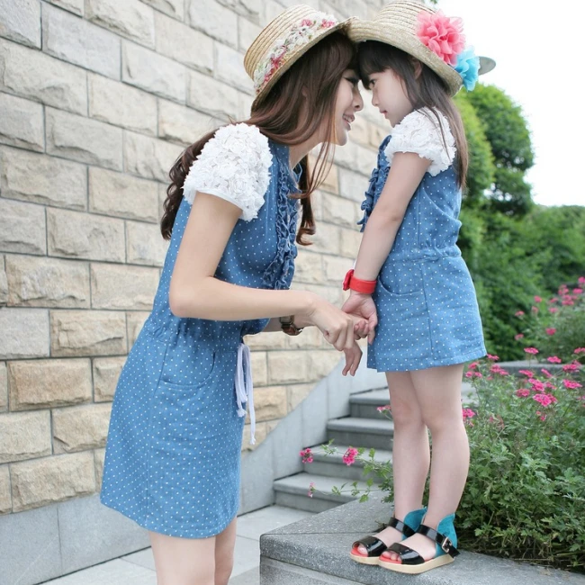 

summer style matching mother daughter clothes Dot lace sleeve denim dress Family look Matching Outfits