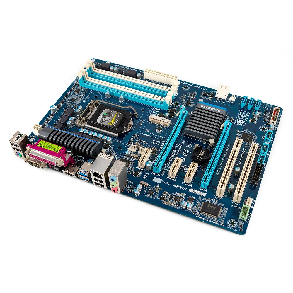جيجابايت GA-Z68AP-D3 سطح اللوحة Z68AP-D3 Z68 LGA 1155 النواة i7 i5 i3 DDR3 32G SATA3 USB3.0 HDMI ATX جيجابايت GA-Z68AP-D3 سطح اللوحة Z68AP-D3 Z68 LGA 1155 النواة i7 i5 i3 DDR3 32G SATA3 USB3.0 HDMI ATX
