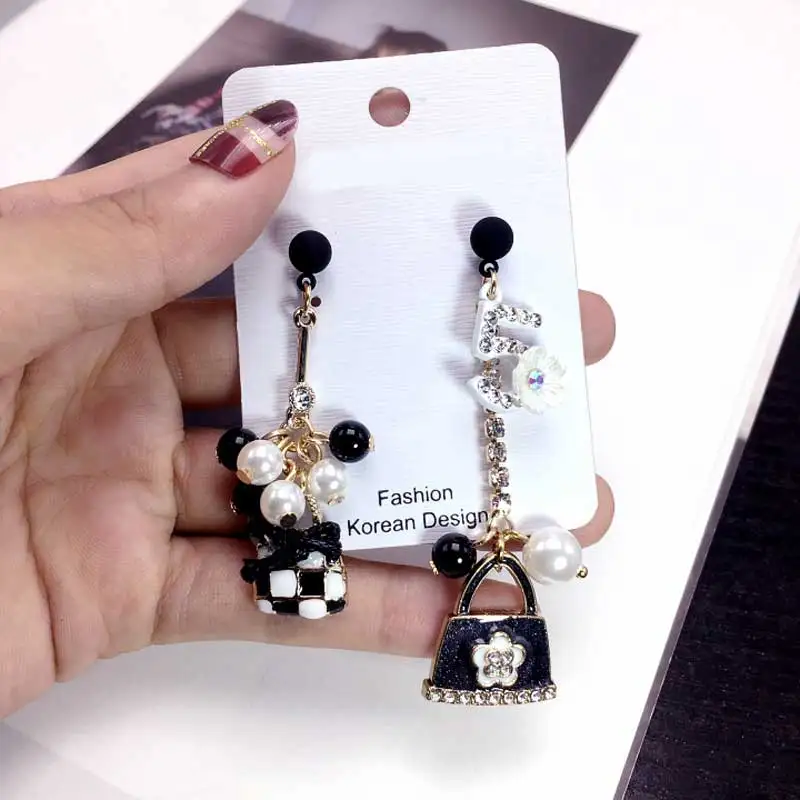 

korean Asymmetric 5 Bag flower Earring long tassel Pearl Grape Tassel double Earrings women Rhinestone Luxury Wedding Gifts