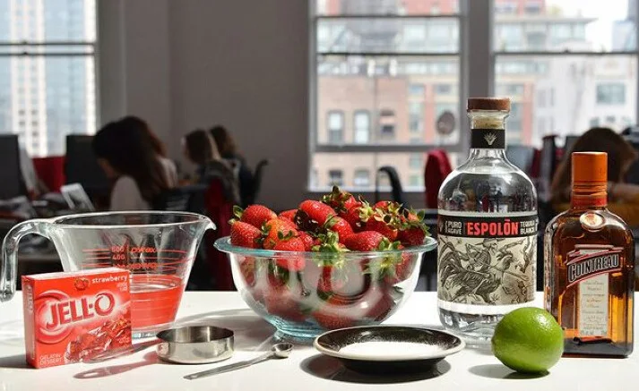 3391075479_1838375206