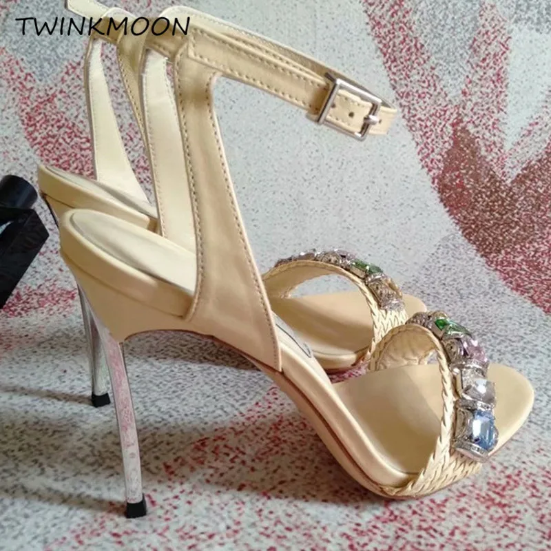 leather sandal16