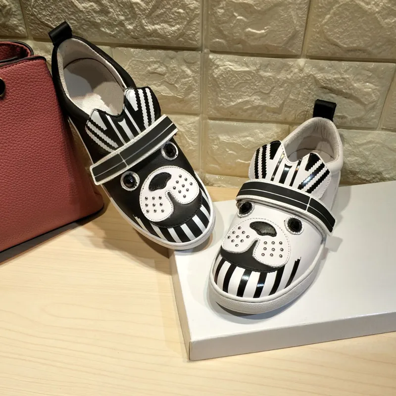 

Chic Flat Shoes Women Autumn Loafers Women Leather Schoenen Vrouw Cute Animal Buty Damskie Slip On Ladies Shoes Zapatos De Mujer