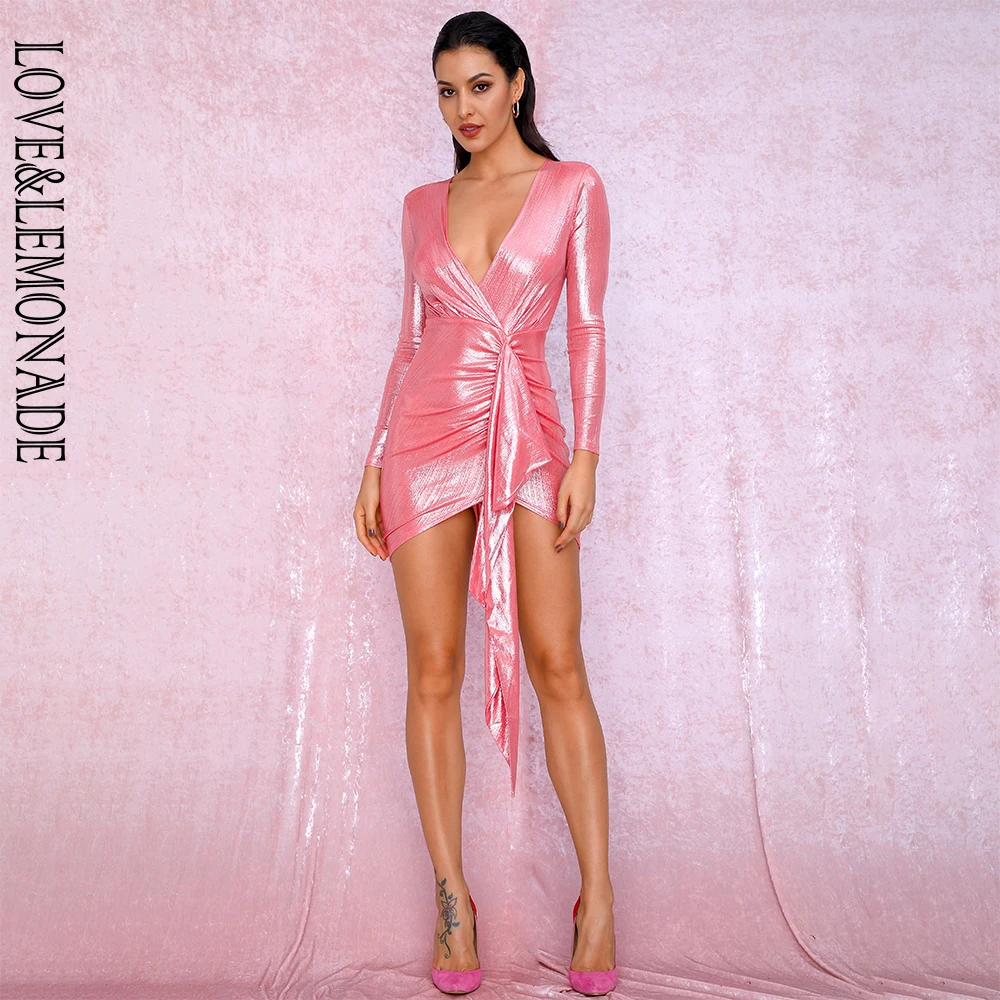 Женское блестящее платье LOVE & LEMONADE розовое плиссированное с глубоким v образным