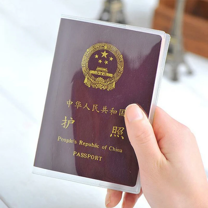 

1Pc Unisex Plastic PVC Passport Cover Transparent Waterproof Travel Credit ID Card Holder Wallet Accessories Passport Case
