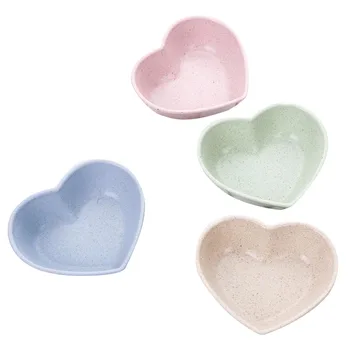 

4pcs Cute Love Heart Shape Wheat Straw Bowls Vinegar Seasoning Solid Soybean Dishes Sauce Salt Snack Plates Kitchen Supplies
