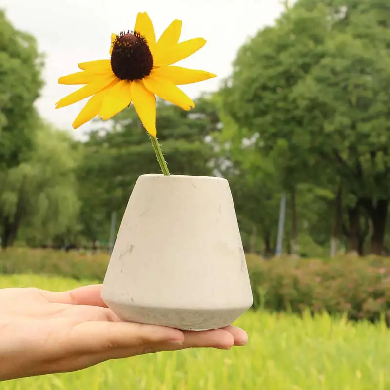 

Creative geometric polygon handmade earthen decoration concrete flowerpot vase