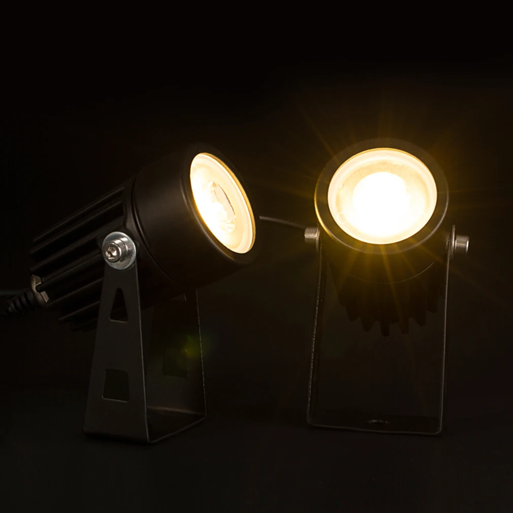 

Waterproof Outdoor Garden LED Solar Light Super Brightness Garden Lawn Lamp Landscape Spot Lights