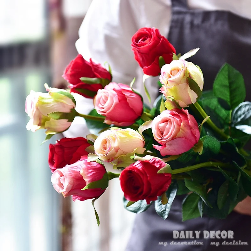 

wholesale Real touch high simulation latex artificial rose buds wedding decorative hand feel / felt 70cm long lola rose flowers