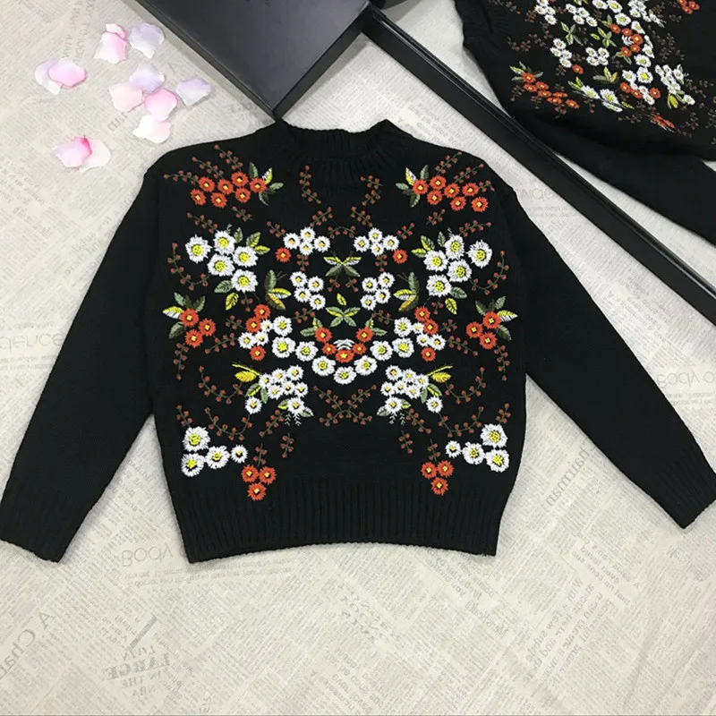 

High Quality 50% Wool Sweater for Women Runway Designer Embroidery Daisy Knitted Pullovers Black