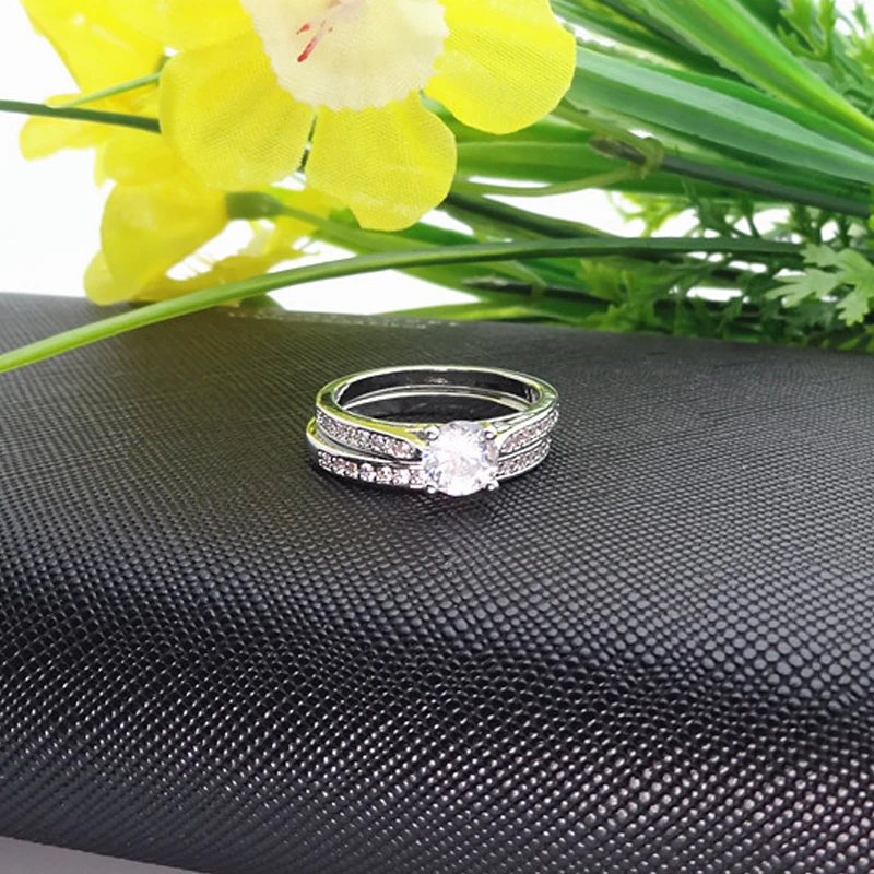 Fashion 2Pcs/set Charm Silver Crystal Lovers Ring For Women Men Couples Bijoux Femme Wedding Gift