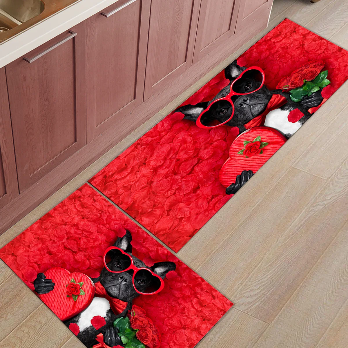 Резиновый ковер в гостиную. Рабочий стол в форме буквы. Синдром разбитого сердца - проект. Романтический вечер. Красивые обои с буквой а.