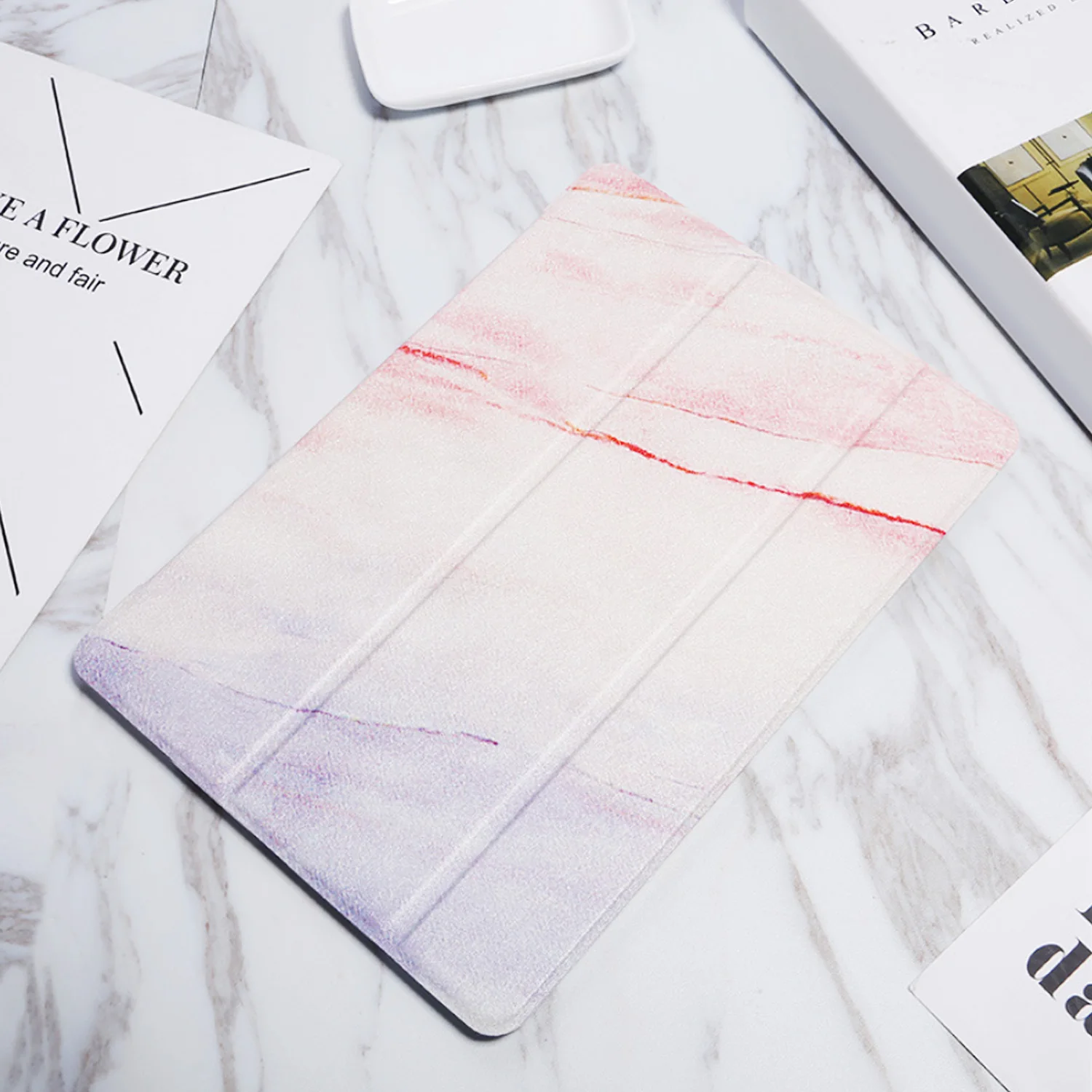 

Besegad Marble Tri-fold PU Leather Protective Cover Case Stand Auto Wake-up Sleep Feature for Apple iPad Mini 5 Mini5 2019 7.9