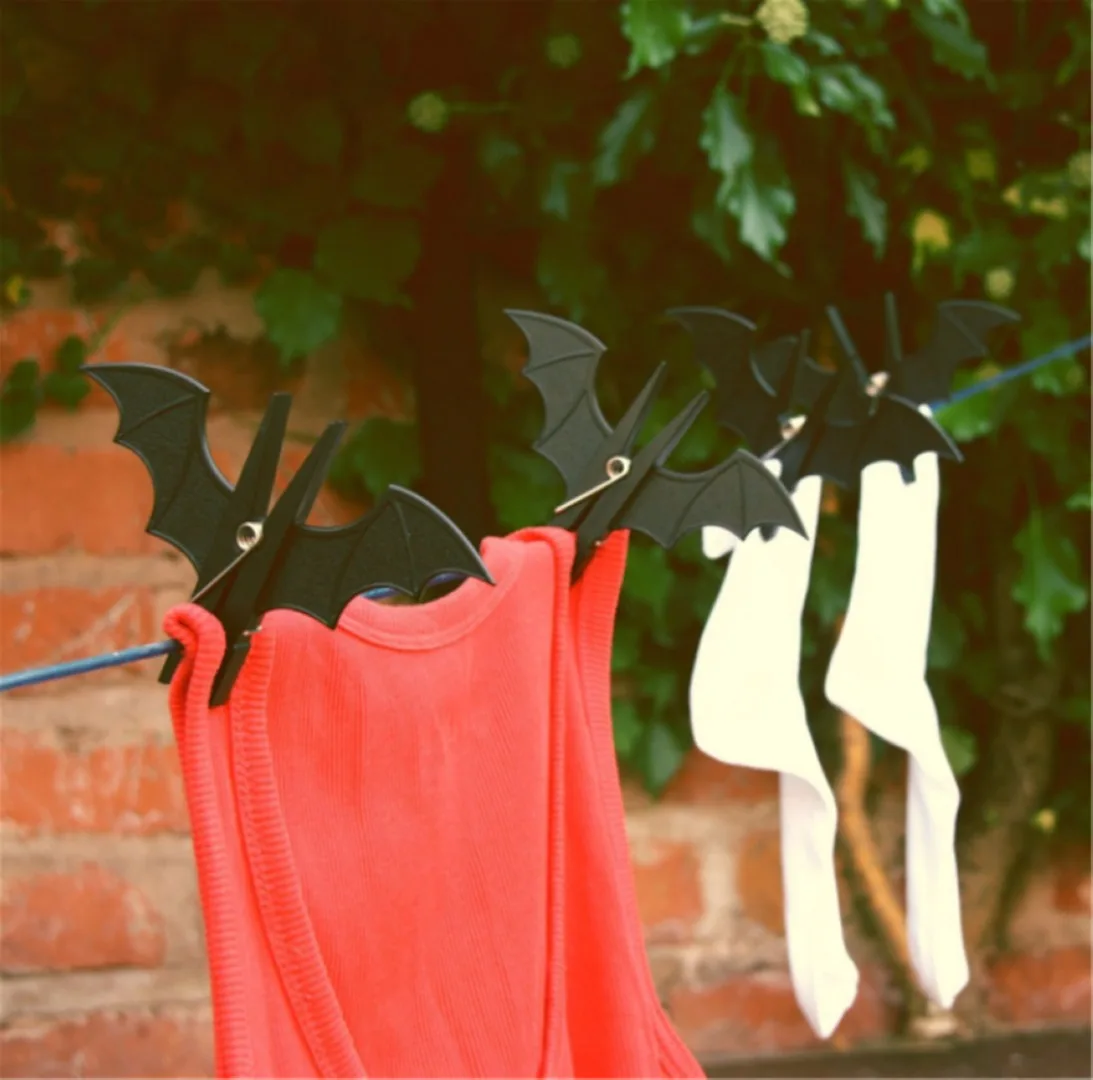 2pcs/pack Plastic Bat Clothes Pegs Clothespin Laundry Hangers Photo Paper Memo Note Clip Clamp for Home Decor