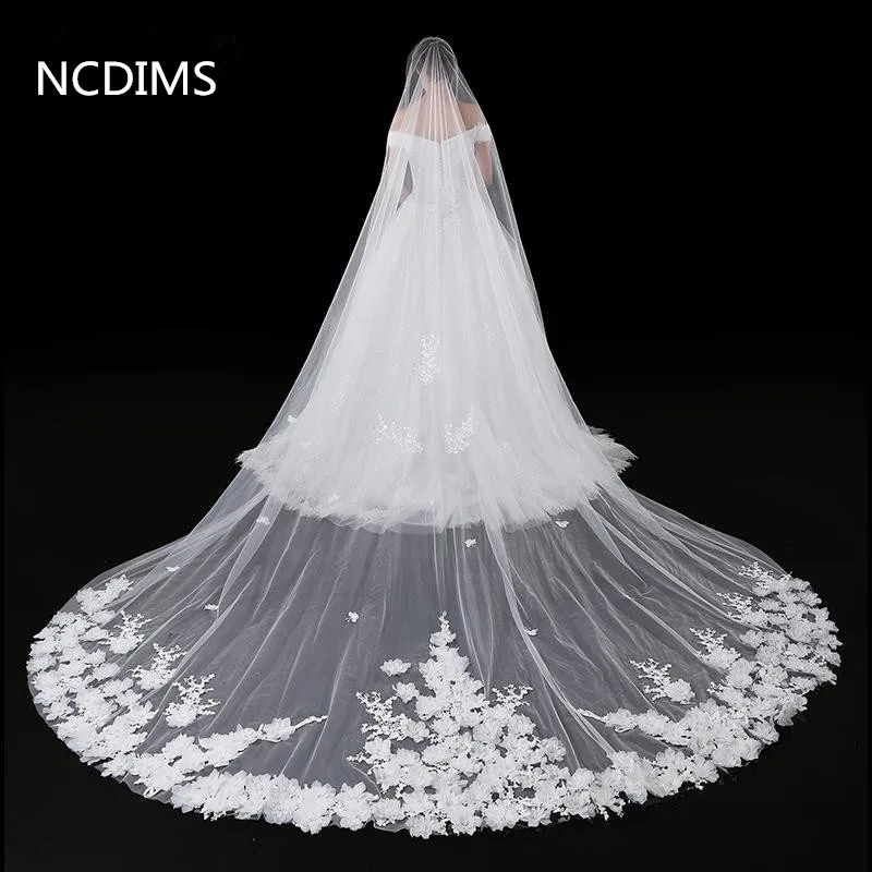 2018-cathedral-veil-for-wedding-dress-bridal-gown-3d-flowers-soft-tulle-white-ivory-tulle-one-layer-with-comb-5-meters-in-stock (5)