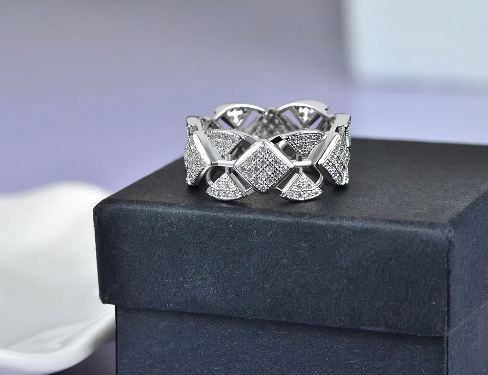 Lokaer эксклюзивный геометрический серебряный цвет свадебные кольца мозаика AAA кубический цирконий медные ювелирные изделия коктейльное кольцо для женщин LR17184