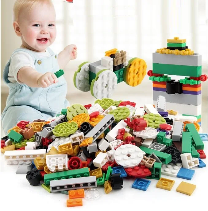 

1000 Pcs Building Blocks Bricks Set Creative DIY City Brick Toys Educational Bulk Gifts Compatible With Classic YH1254