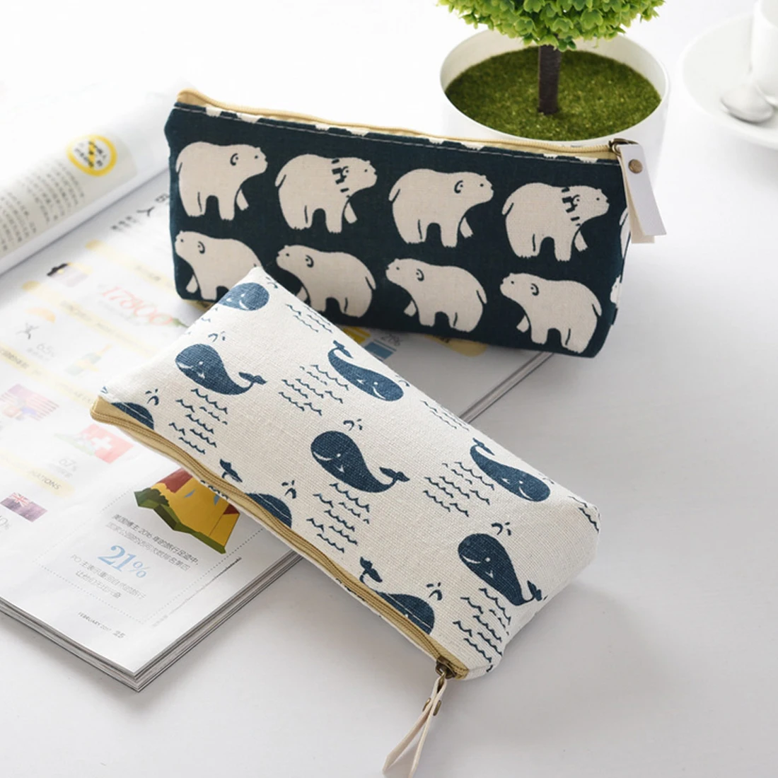 

1Pc zipper Cosmetic Bag MakeUp case Canvas Toiletry with Floral Hedgehog Polar Bear Tree pattern package organzier Storage