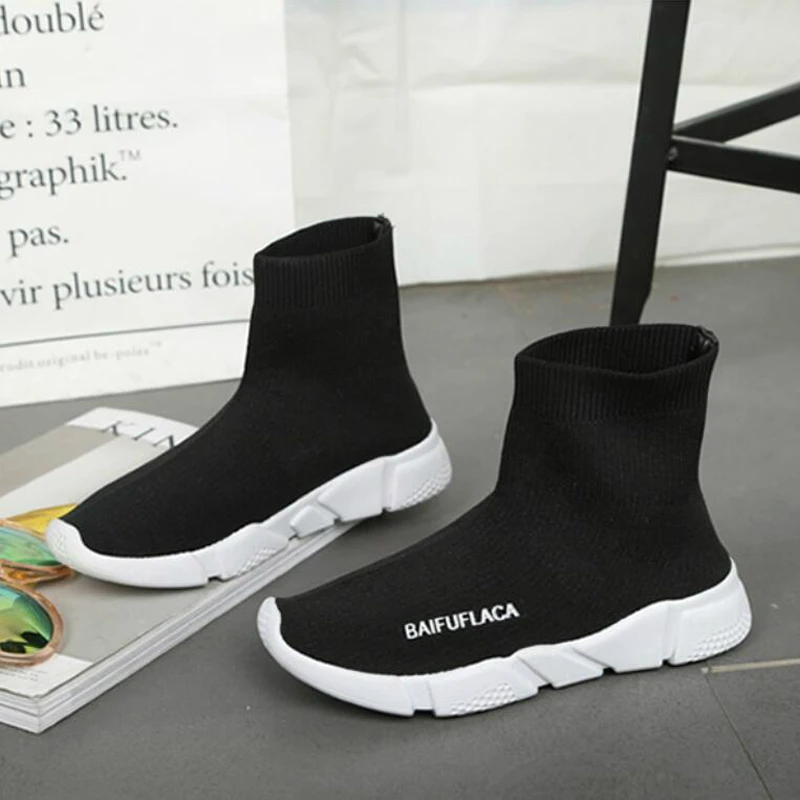 

2019 Breathable Flying Socks Shoes Thick Bottom Female Footwear Ladies Black Casual Flat Shoes Slip On Loafers Sneakers Women W3