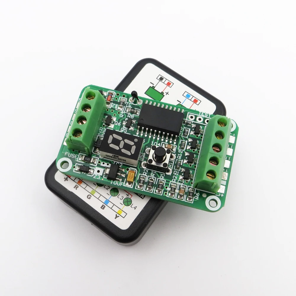 

1pc x Solar Controller 3A charge for 3.2V 3.7V 7.4V 11.1V 6V 12V lithium seal Battery charger regulator