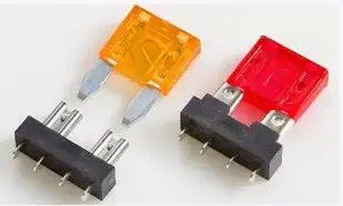 

Small car fuse holder PCB board sold small even clip seat car seat even trumpet trumpet Insur Slide