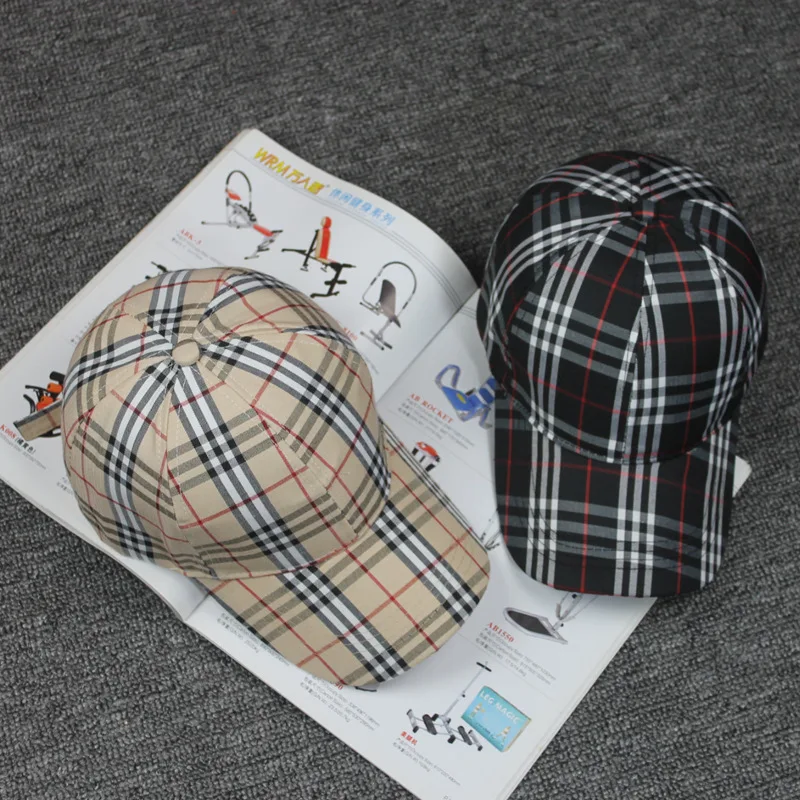

2019 New Plaid Baseball Cap Outdoor Sports Couple Women and Men Oudoor Fashion Casual Curved Tide Fashion Sun Hat