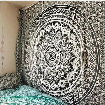 

Large Mandala Indian Tapestry Wall Hanging Bohemian Beach Mat Polyester Thin Blanket Yoga Shawl Mat 210x150cm Blanket