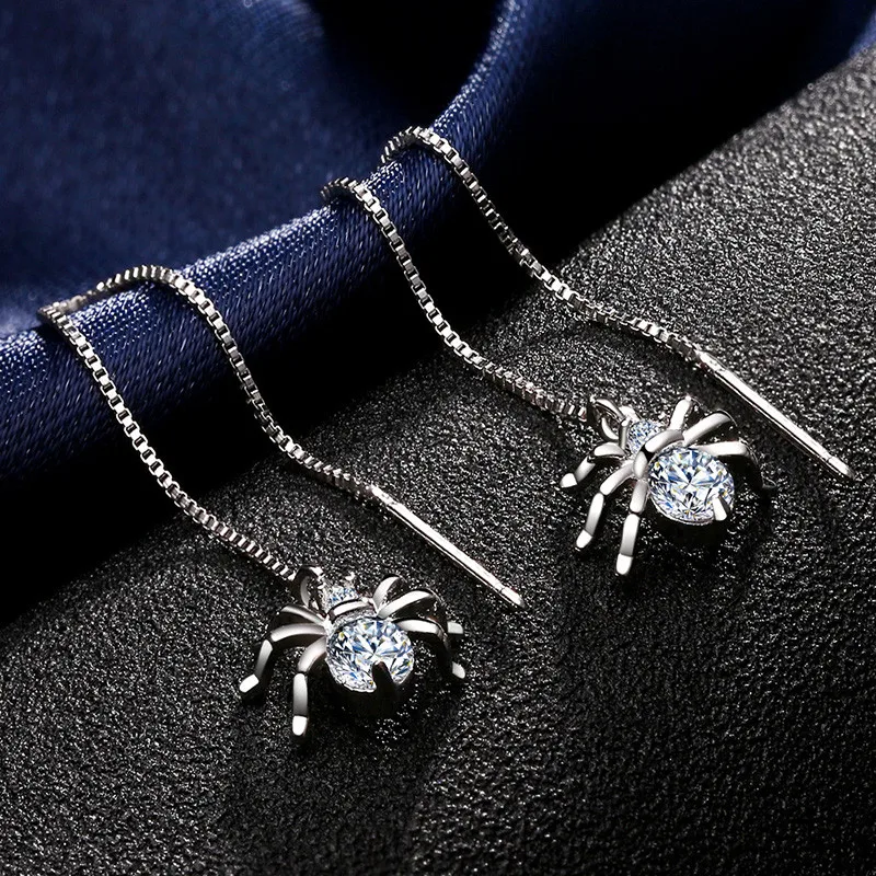 

New Arrival 1pair Vintage Small Animal Spider Puncture Earrings Fashion Personal Spider Ear Stud Earrings Accessories