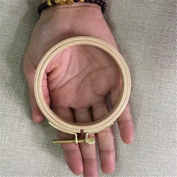 

Different Sizes For Select Round And Oval Wood Material Embroidery Hoops quilting Cross Stitch Hoop Wooden Embroiderying Tool