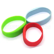 Близость 125 кГц RFID Браслет плавательный бассейн TK4100 EM4100 RFID Силиконовый браслет RFID тег Водонепроницаемый черный для события