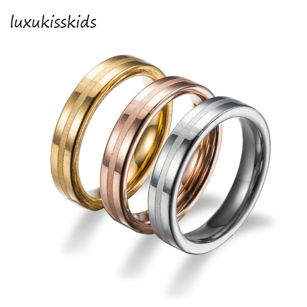 

LUXUKISSKIDS Ring Present Design Vitage Oval Shape 316L Stainless Steel Rings For Men And Women, Steel /Gold /Rose