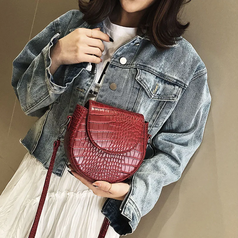 

2019 Vintage Women Small Round Bag Crocodile Pattern Leather Crossbody Bag For Lady Leisure Shoulder Messenger Bag Mini Clutch