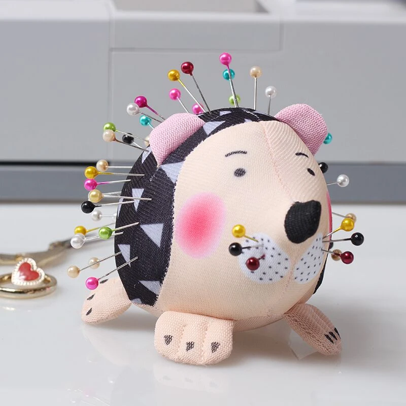 soft fabric Wollaston Lgel shape pin cushion soft fabric DIY hand stitched patchwork crafts accessories Hedgehog shape pin cushion DIY hand stitched patchwork needlework accessories.