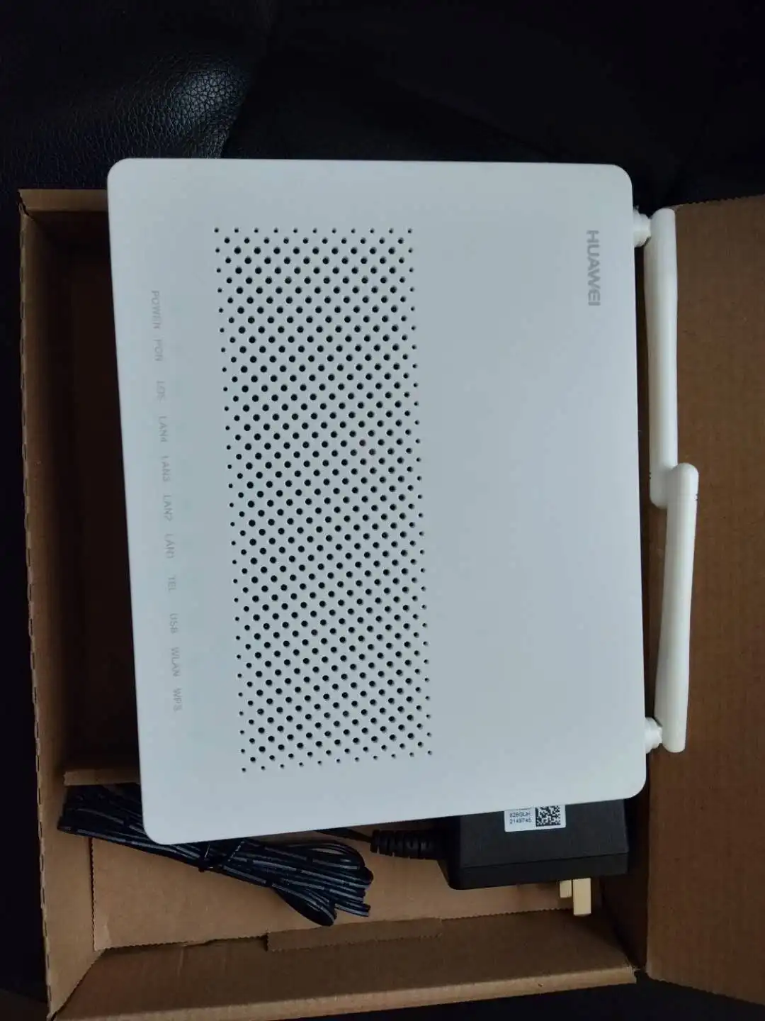 Используется huawei GPON ONU HG8546M ONT termianl с 1GE + 3FE + Голос + wifi английское программное обеспечение