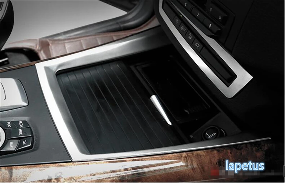 

Lapetus Stainless Steel Middle Water Cup Holder Frame Decoration Cover U Trim For BMW X5 E70 2009 - 2013 / X6 E71 2010 - 2014