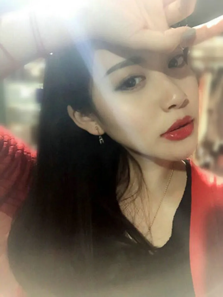 (6)