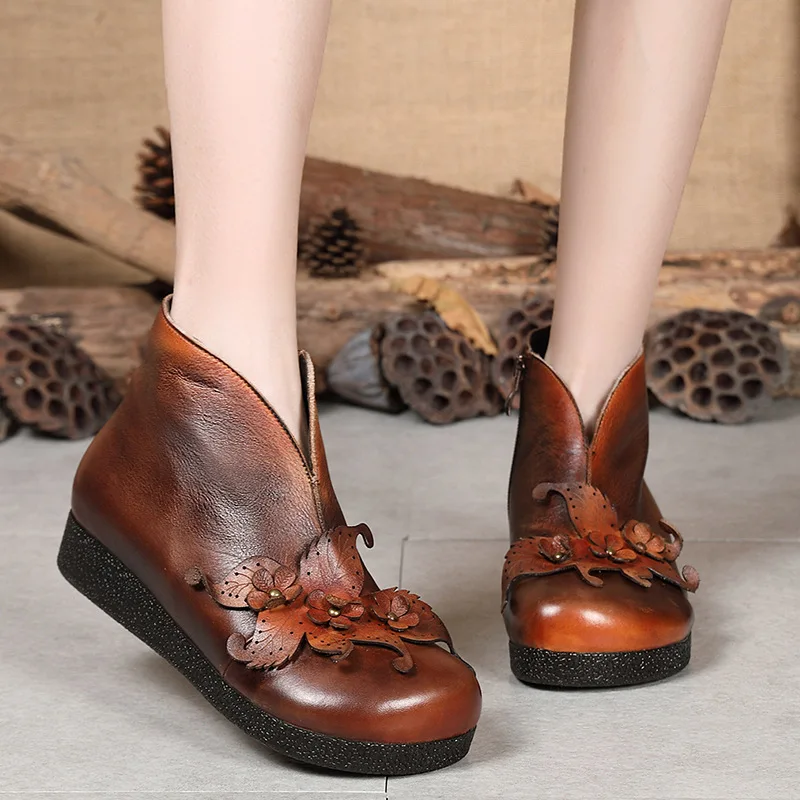 

Women Flower Leather Ankle Boots Retro Shoes Winter Low Heels Genuine Leather Women Martin Boots Embroidery 2018 Shoes Women