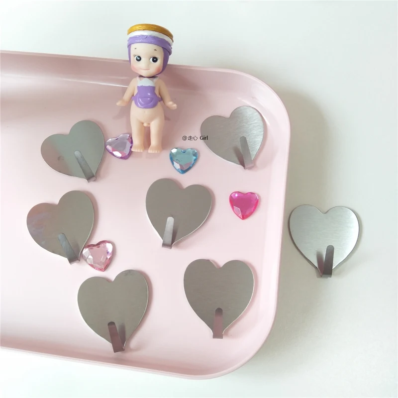 

Creative Simple Love Peach Heart Silver Stainless Steel Hook No Nail Traceless Sticky Hooks Room Decorating Hook.T-0237